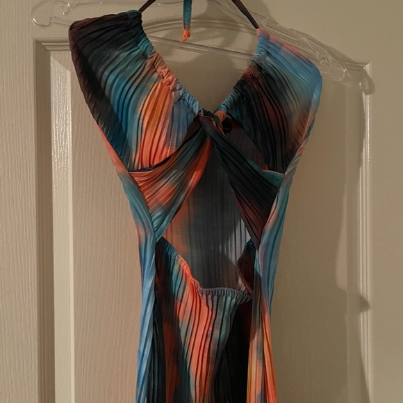 PRETTYLITTLETHING plisse dress - Picture 7 of 7